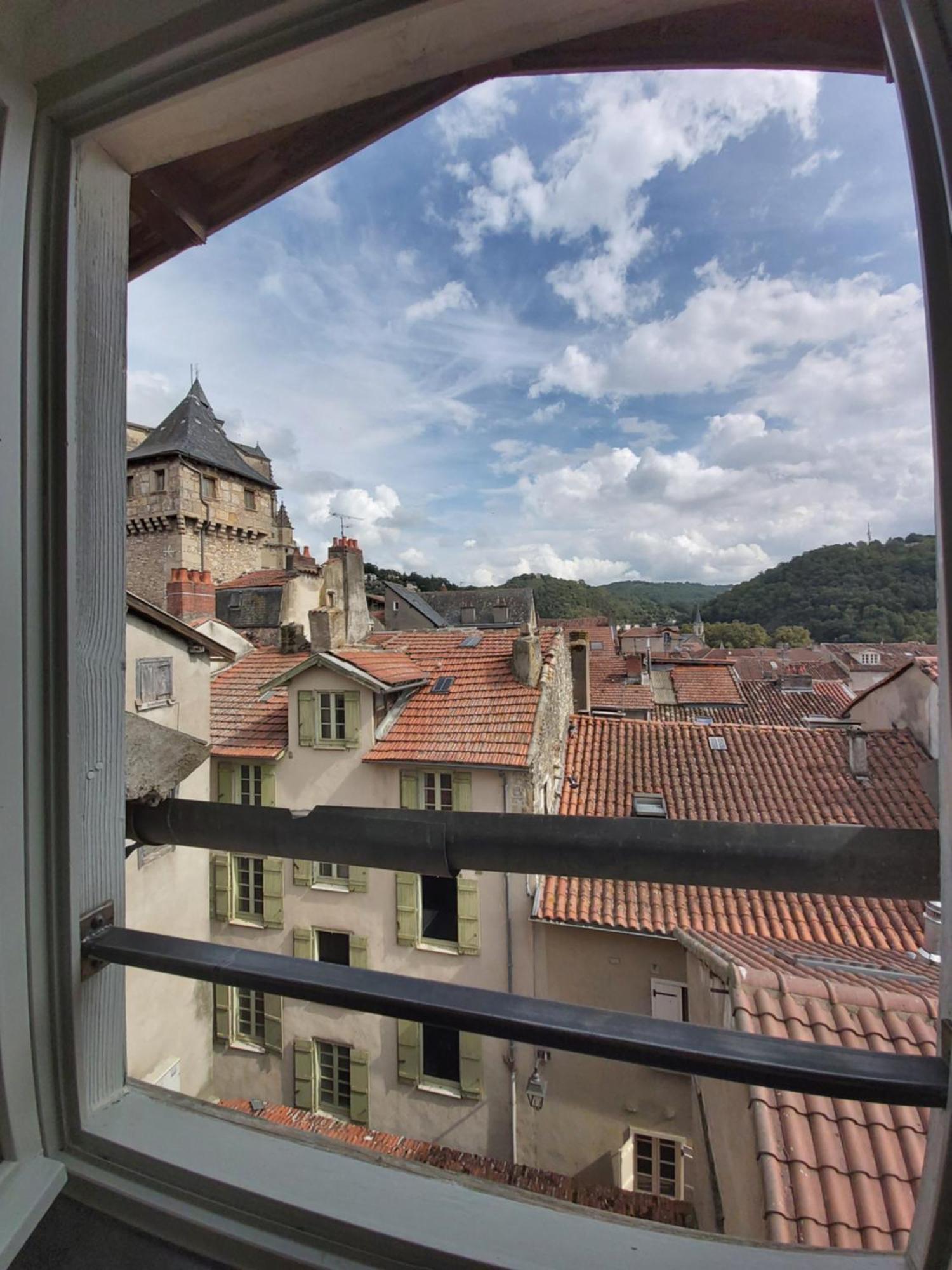 Le Saint-Georges Apartamento Villefranche-de-Rouergue Quarto foto